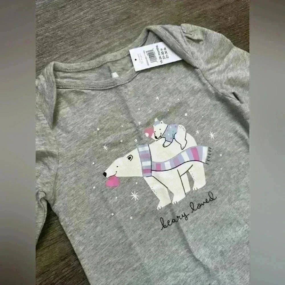 Baby Gap Body  Suit with Bear Size 18-24m boy and girls